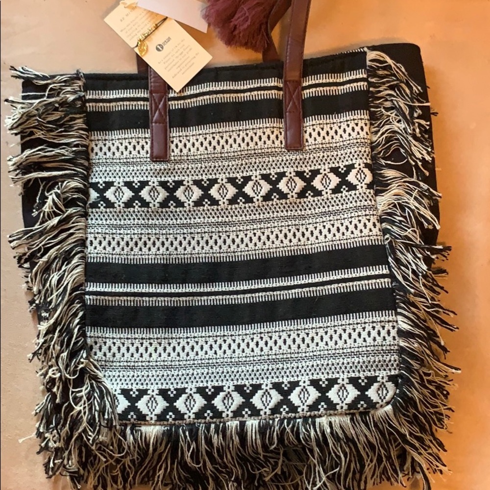 Green Label Shoulder Bag